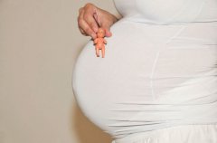 40���Ů���Ƿ�����ڹ��ݳ�Ϊ�������裿Ϊʲô40���Ů�Ժ��ѳ�Ϊ�����������裿